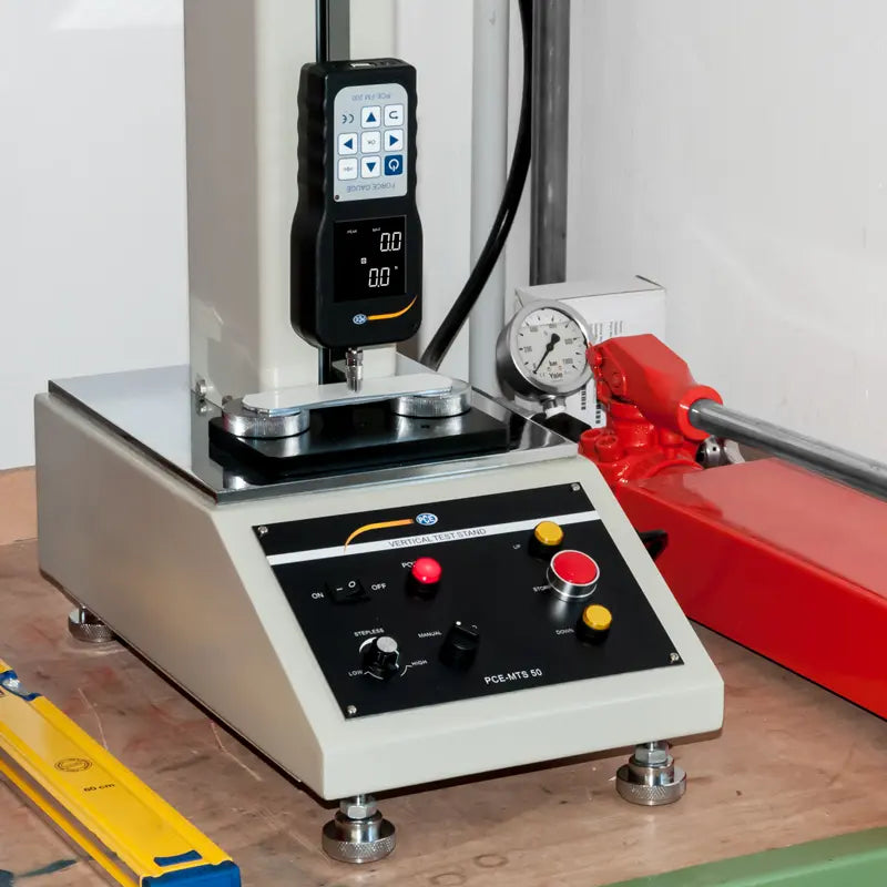 Dinamómetro PCE-FM 200-ICA, incluyendo certificado de calibración ISO