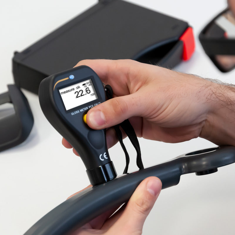 Medidor de brillo PCE GM 75-ICA, incluye certificado de calibración ISO