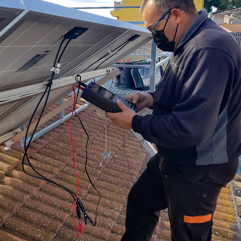 Medidor fotovoltaico PCE-PVA 100