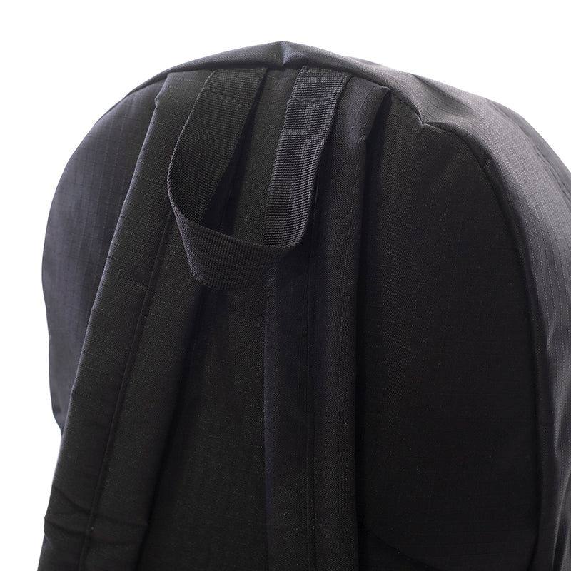 MOCHILA P-Equippo negra impermeable 50x35x20cm, varios bolsillos